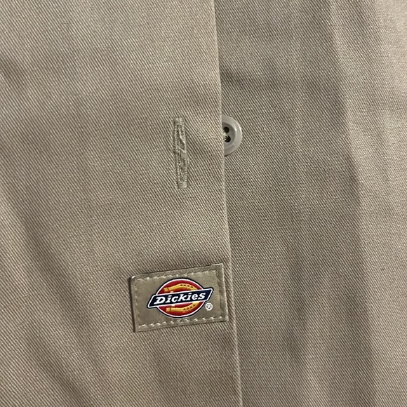 Dickies Khaki Shirt - Picture 3 of 5